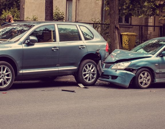 Verkehrsunfall – Auffahren auf liegengebliebenes Fahrzeu