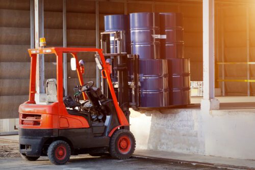 Verkehrsunfall mit Gabelstapler