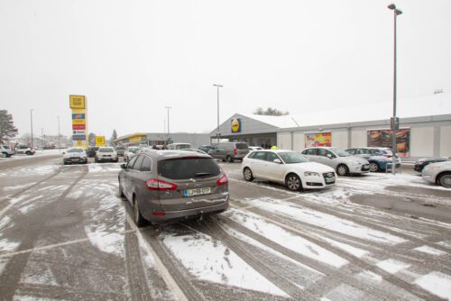 Räum- und Streupflicht auf Kundenparkplatz Einkaufszentrum