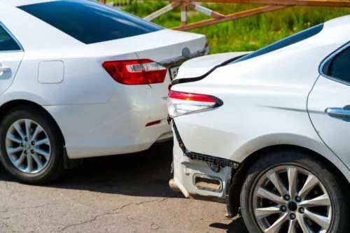 Verkehrsunfall - beiderseitiges Rückwärtsausparken - Schadensteilung