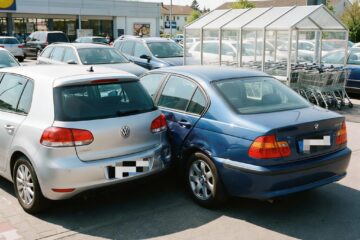 Haftung beim Rückwärtsfahren auf einem Parkplatz: Voller Ersatz ohne Abzüge